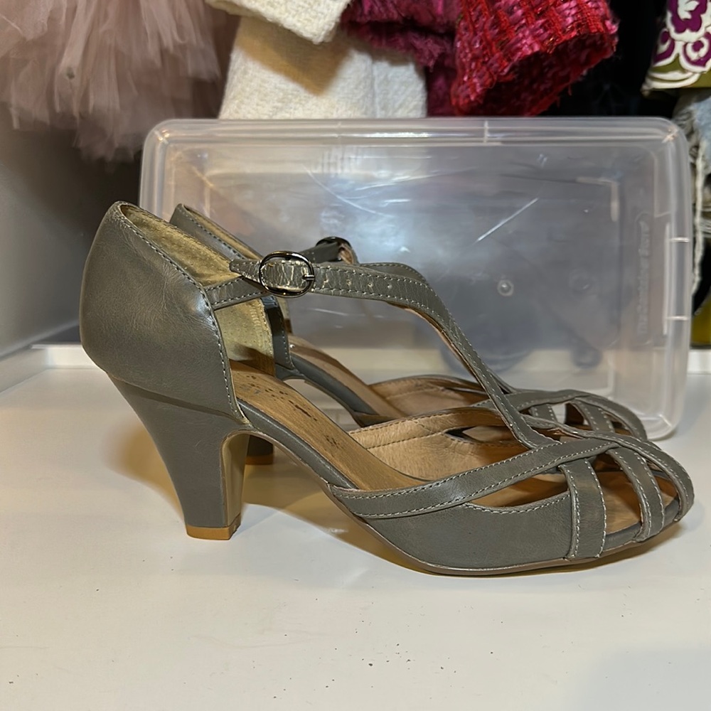 Nine West Shoes - Picture 1 of 7